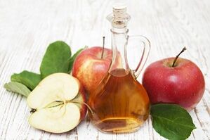 Treat varicose veins with apple cider vinegar